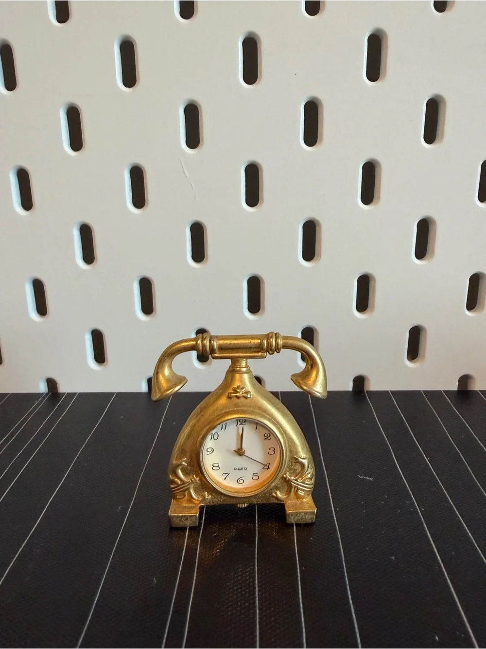 Antique Gold tone Decorative Telephone Table Clock - Home Wall Decor